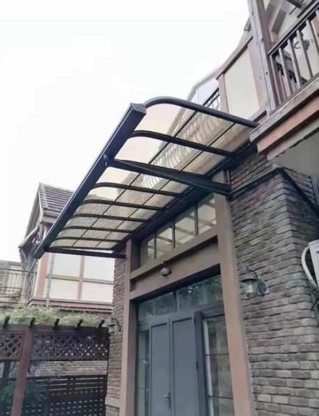 棚子和篷子的区别图片 雨蓬和雨棚有什么区别